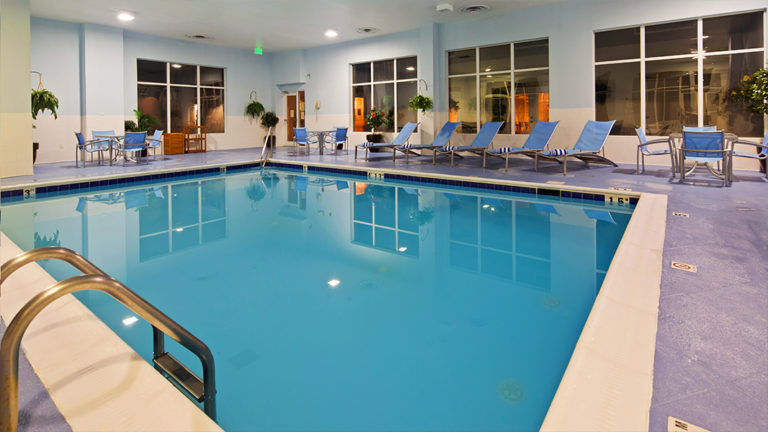 waynesboro hotel pool
